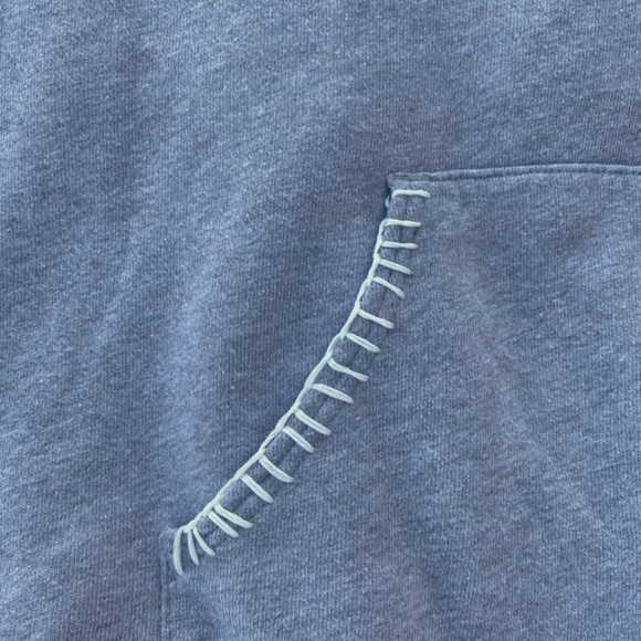 University of Notre Dame McGlinn Hall dorm hoodie - Picture 9 of 9